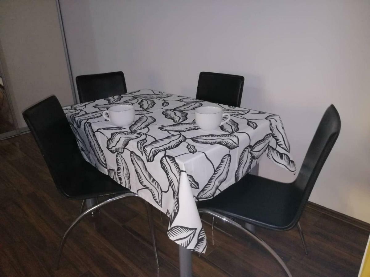 Yellow Apartment, Central Podgorica Zewnętrze zdjęcie